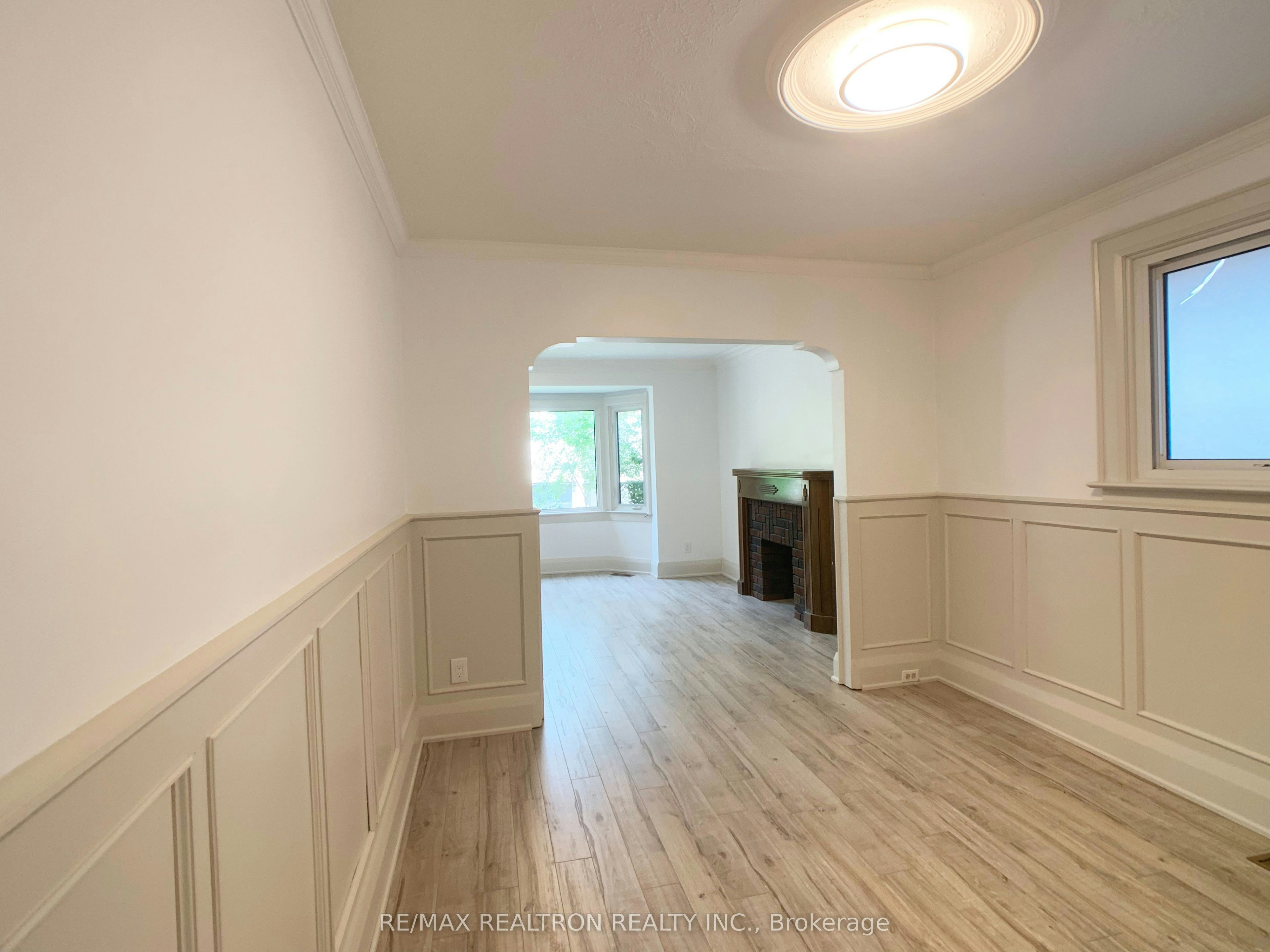 48 Mann Avenue, Toronto, ON, M4S 2Y3 - 4