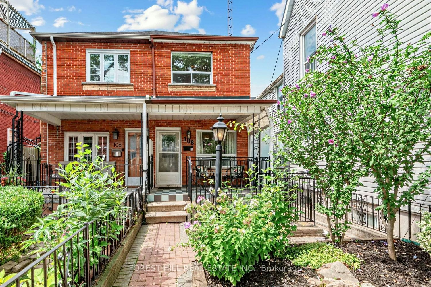 108 Montrose Avenue, Toronto, ON, M6J 2T7