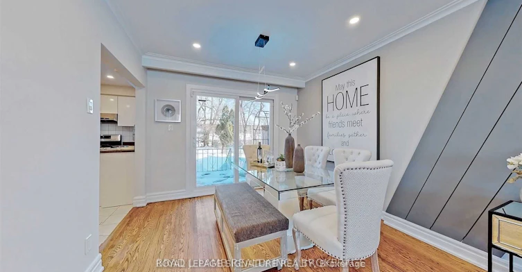 Upper-17 Baroness Crescent, Toronto, ON, M2J 3K4 - 9