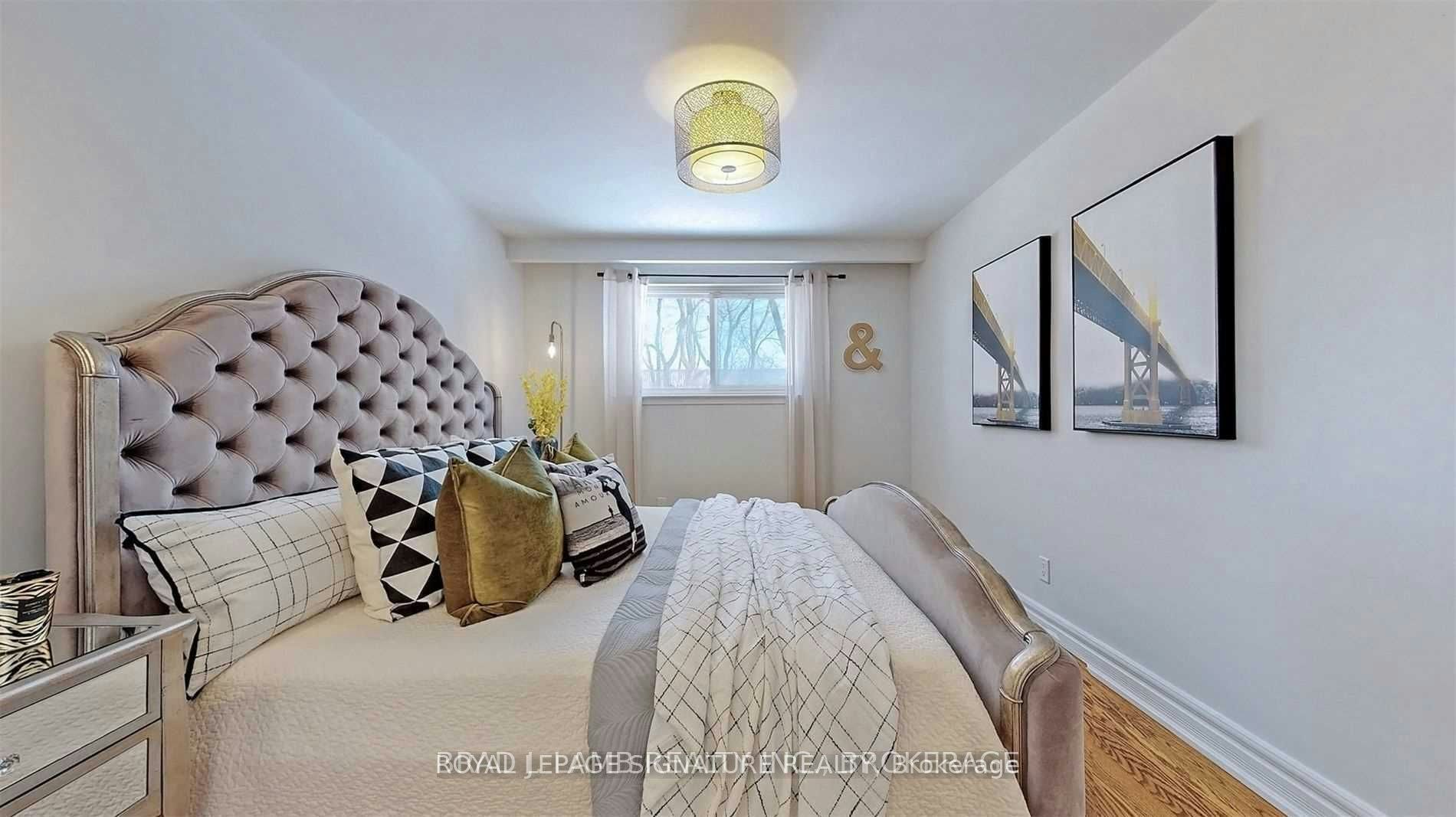 Upper-17 Baroness Crescent, Toronto, ON, M2J 3K4 - 19
