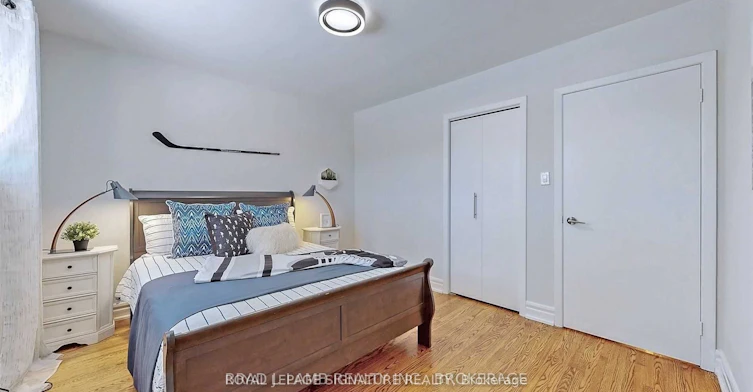 Upper-17 Baroness Crescent, Toronto, ON, M2J 3K4 - 25