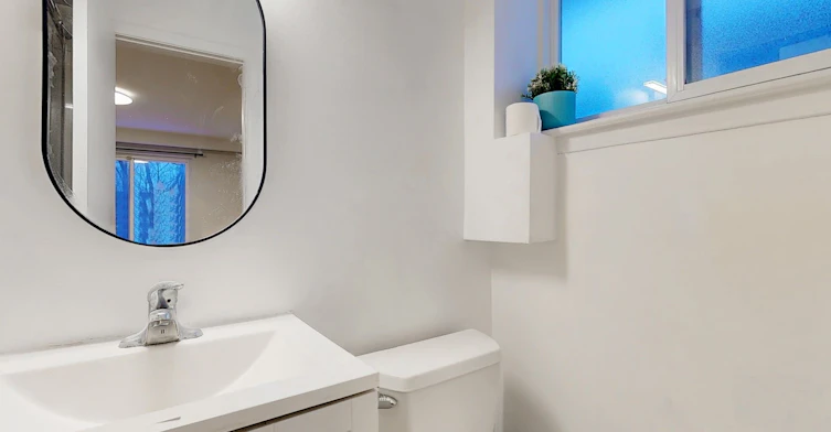 Upper-17 Baroness Crescent, Toronto, ON, M2J 3K4 - 31