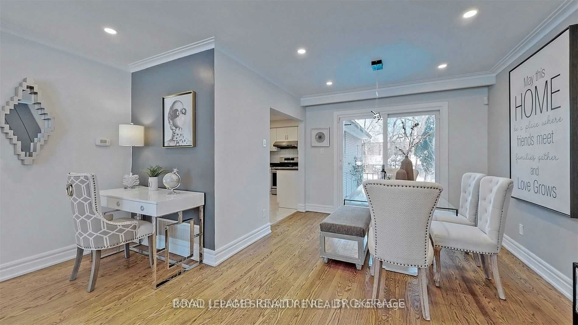 Upper-17 Baroness Crescent, Toronto, ON, M2J 3K4 - 8