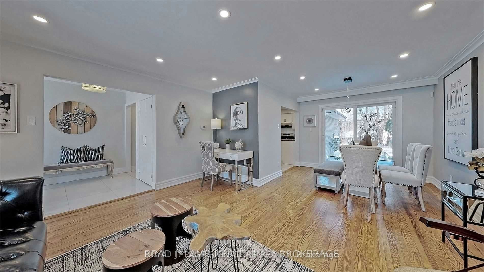 Upper-17 Baroness Crescent, Toronto, ON, M2J 3K4 - 7