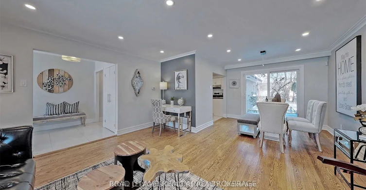 Upper-17 Baroness Crescent, Toronto, ON, M2J 3K4 - 7