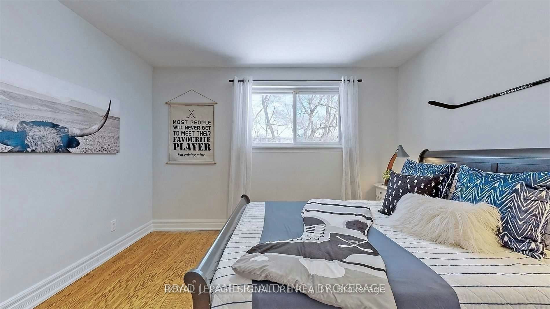 Upper-17 Baroness Crescent, Toronto, ON, M2J 3K4 - 27