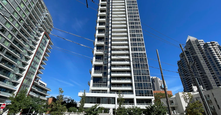 507-75 Canterbury Place, Toronto, ON, M2N 2N1