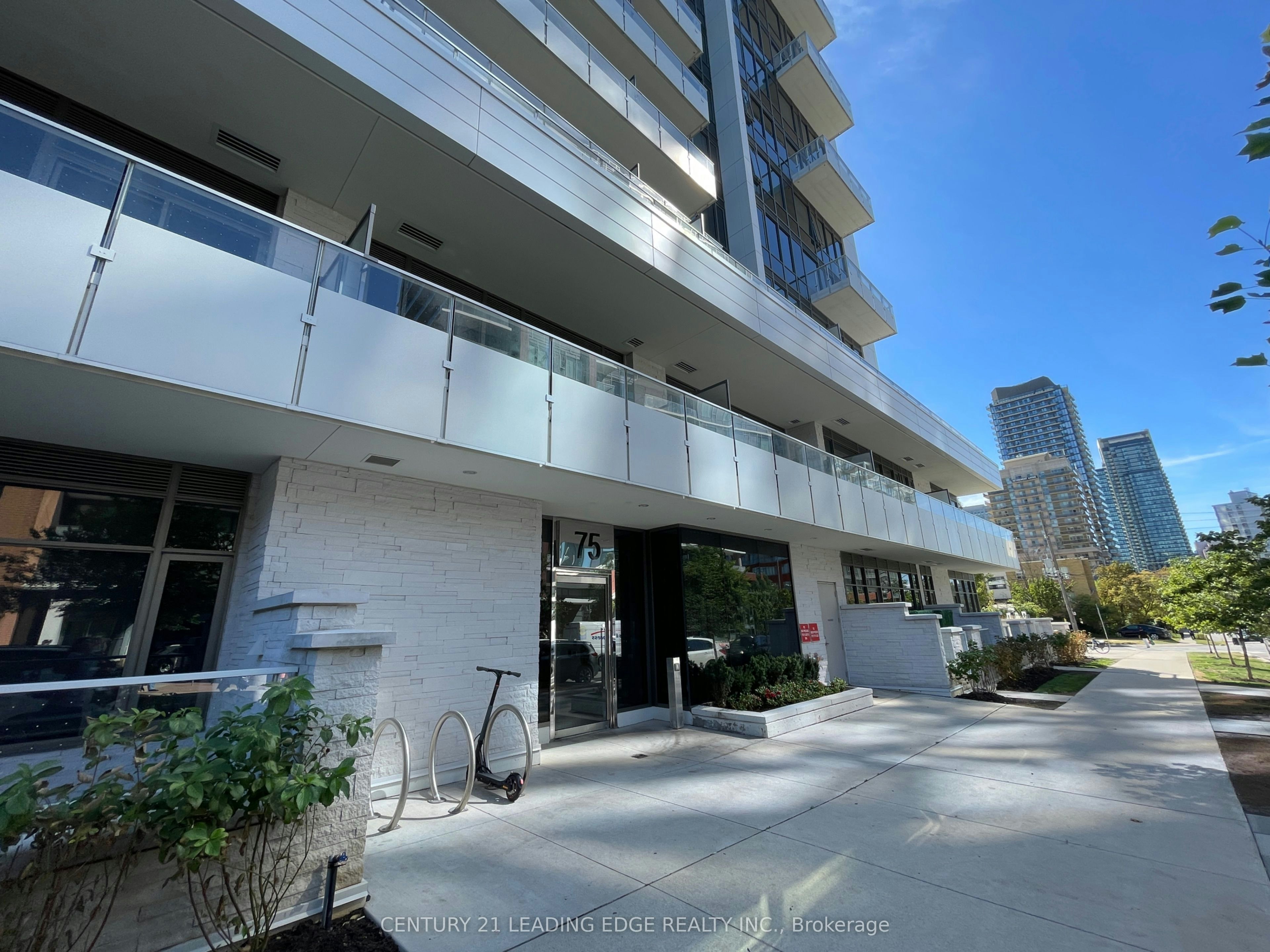 507-75 Canterbury Place, Toronto, ON, M2N 2N1 - 3