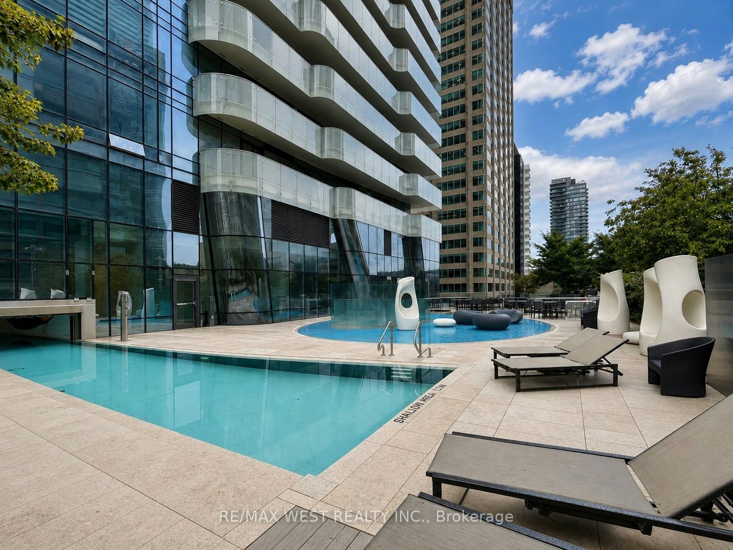 1007-1 Bloor Street E, Toronto, ON, M4W 0A8 - 19