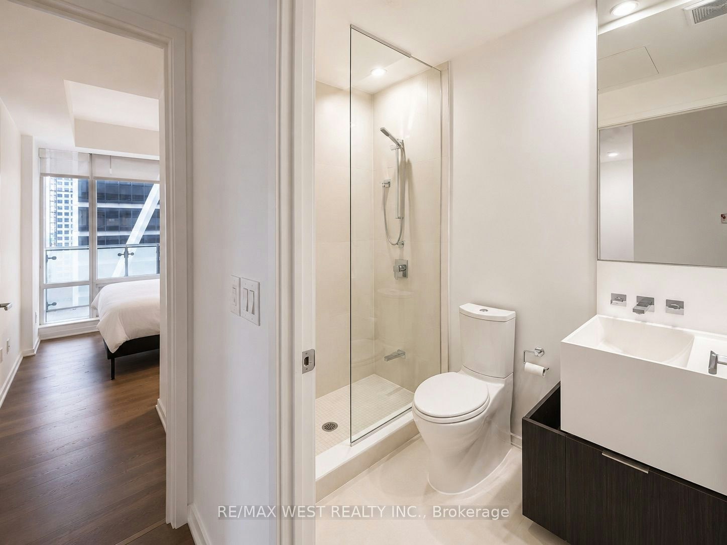 1007-1 Bloor Street E, Toronto, ON, M4W 0A8 - 16