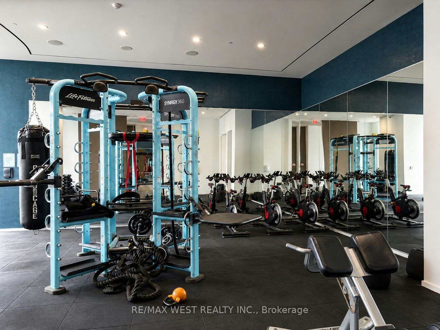 1007-1 Bloor Street E, Toronto, ON, M4W 0A8 - 26