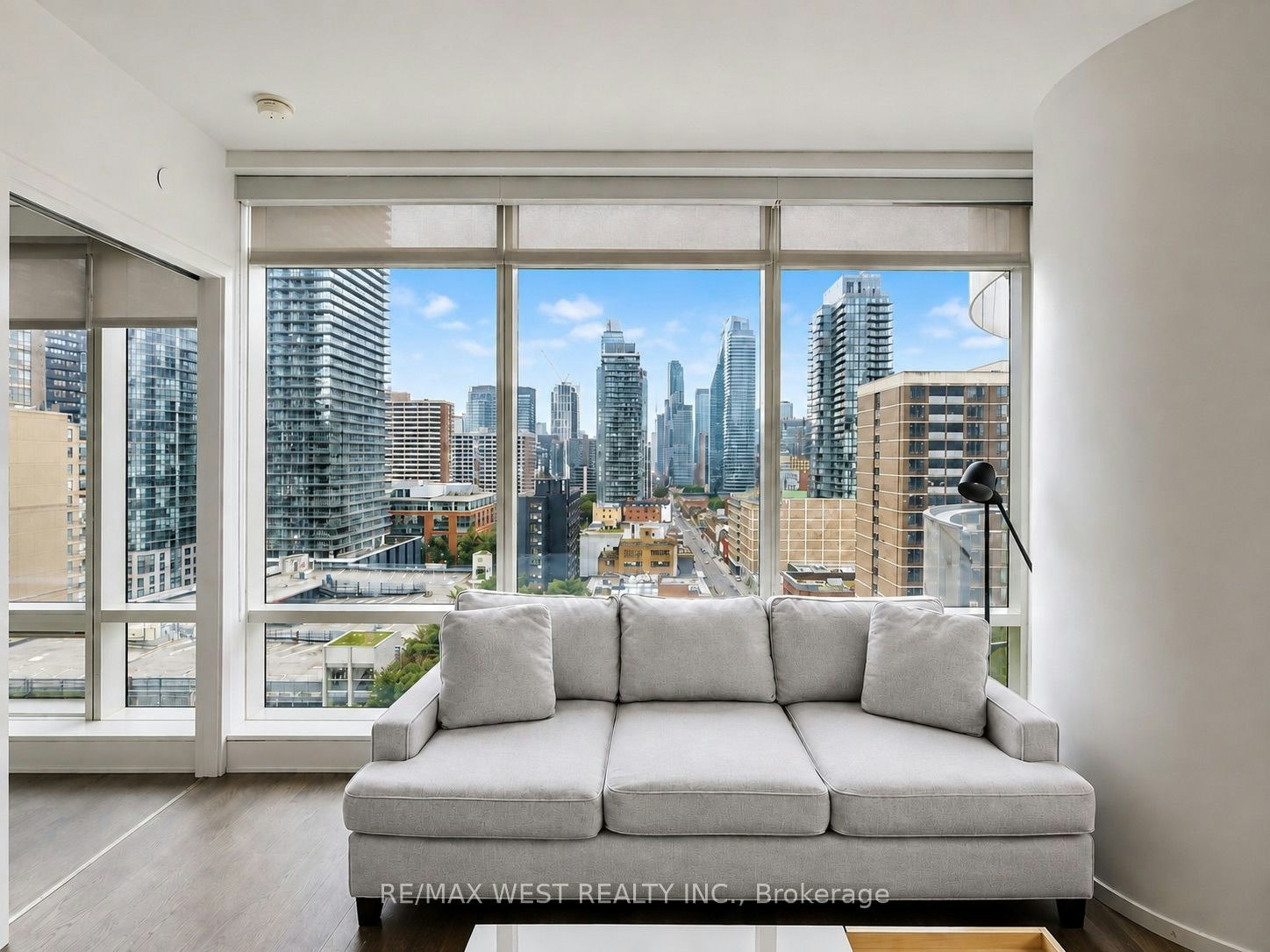 1007-1 Bloor Street E, Toronto, ON, M4W 0A8 - 7
