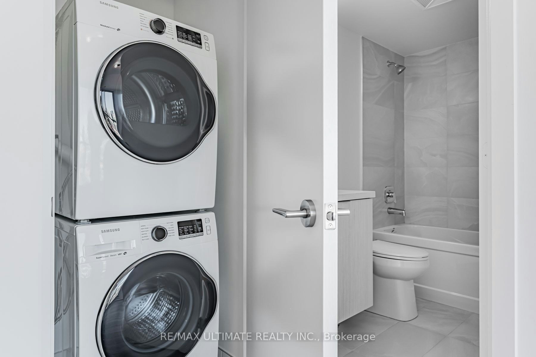2104-158 Front Street East Street, Toronto, ON, M5A 0K9 - 23