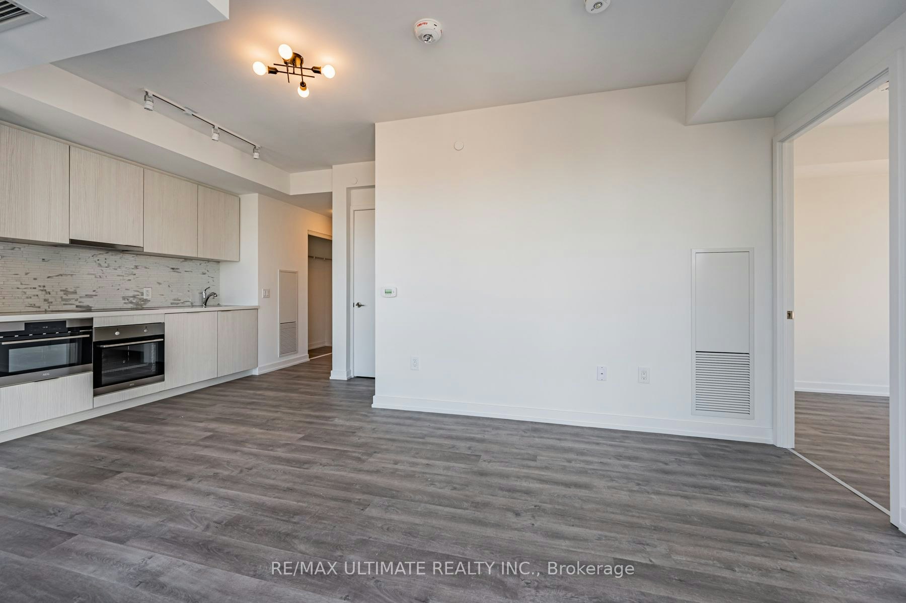 2104-158 Front Street East Street, Toronto, ON, M5A 0K9 - 10