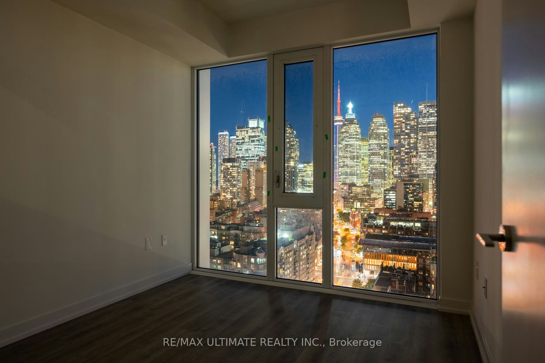 2104-158 Front Street East Street, Toronto, ON, M5A 0K9 - 4