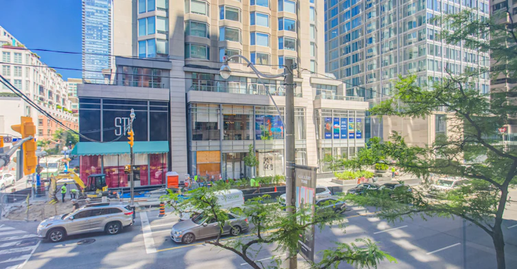 201-38 Avenue Road, Toronto, ON, M5R 2G2 - 32