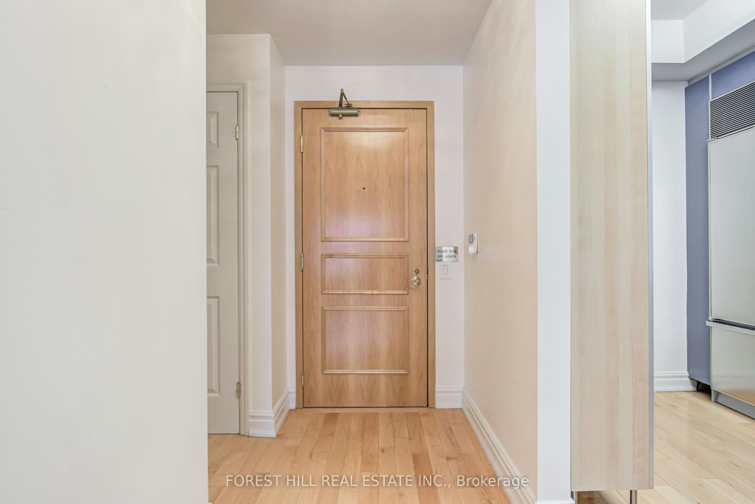 201-38 Avenue Road, Toronto, ON, M5R 2G2 - 6