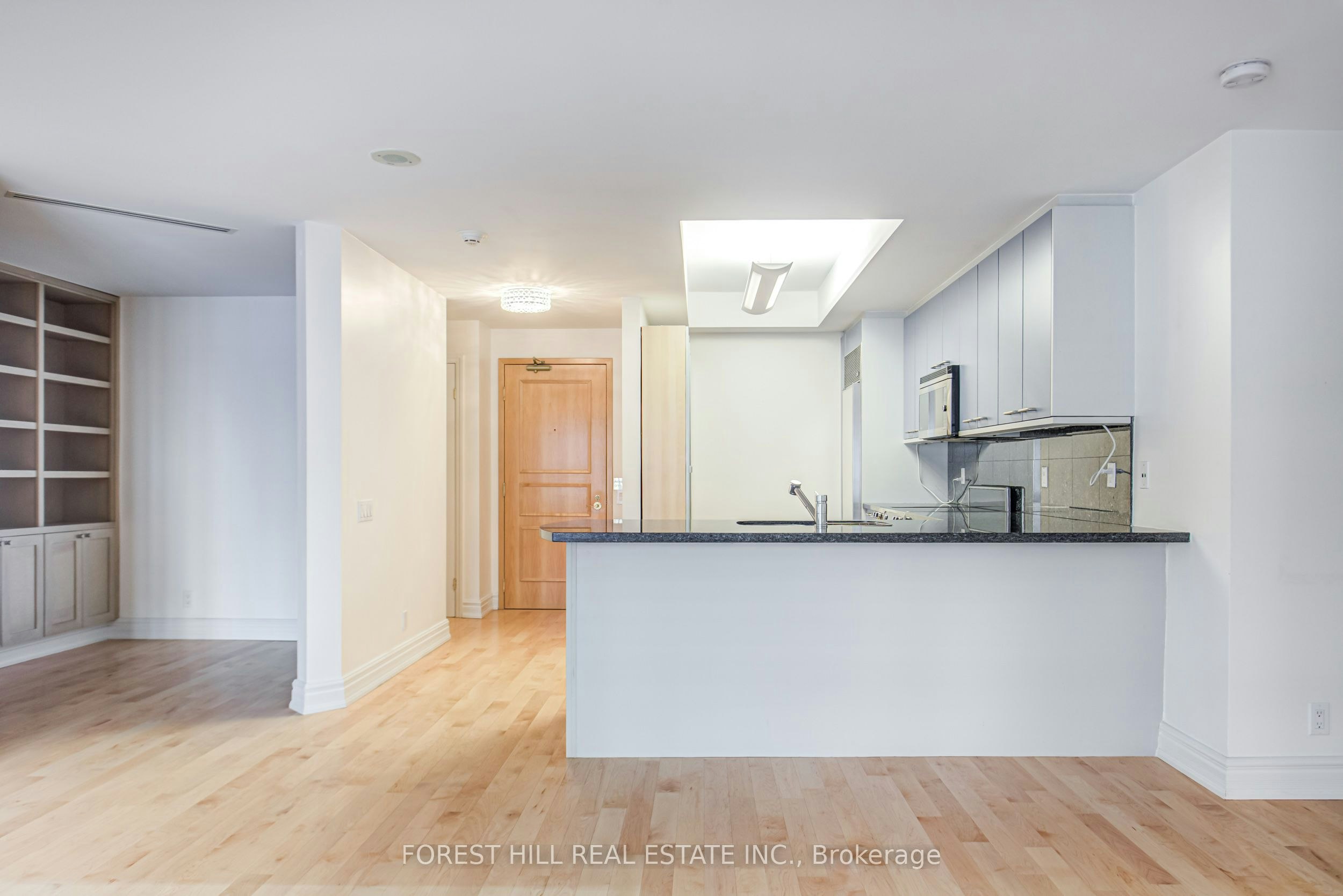 201-38 Avenue Road, Toronto, ON, M5R 2G2 - 15