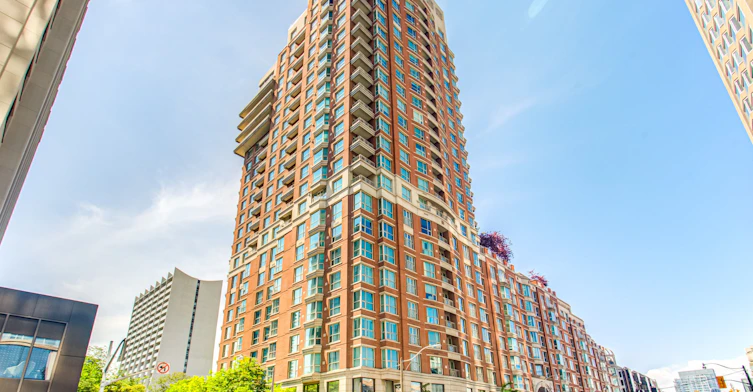 201-38 Avenue Road, Toronto, ON, M5R 2G2 - 3