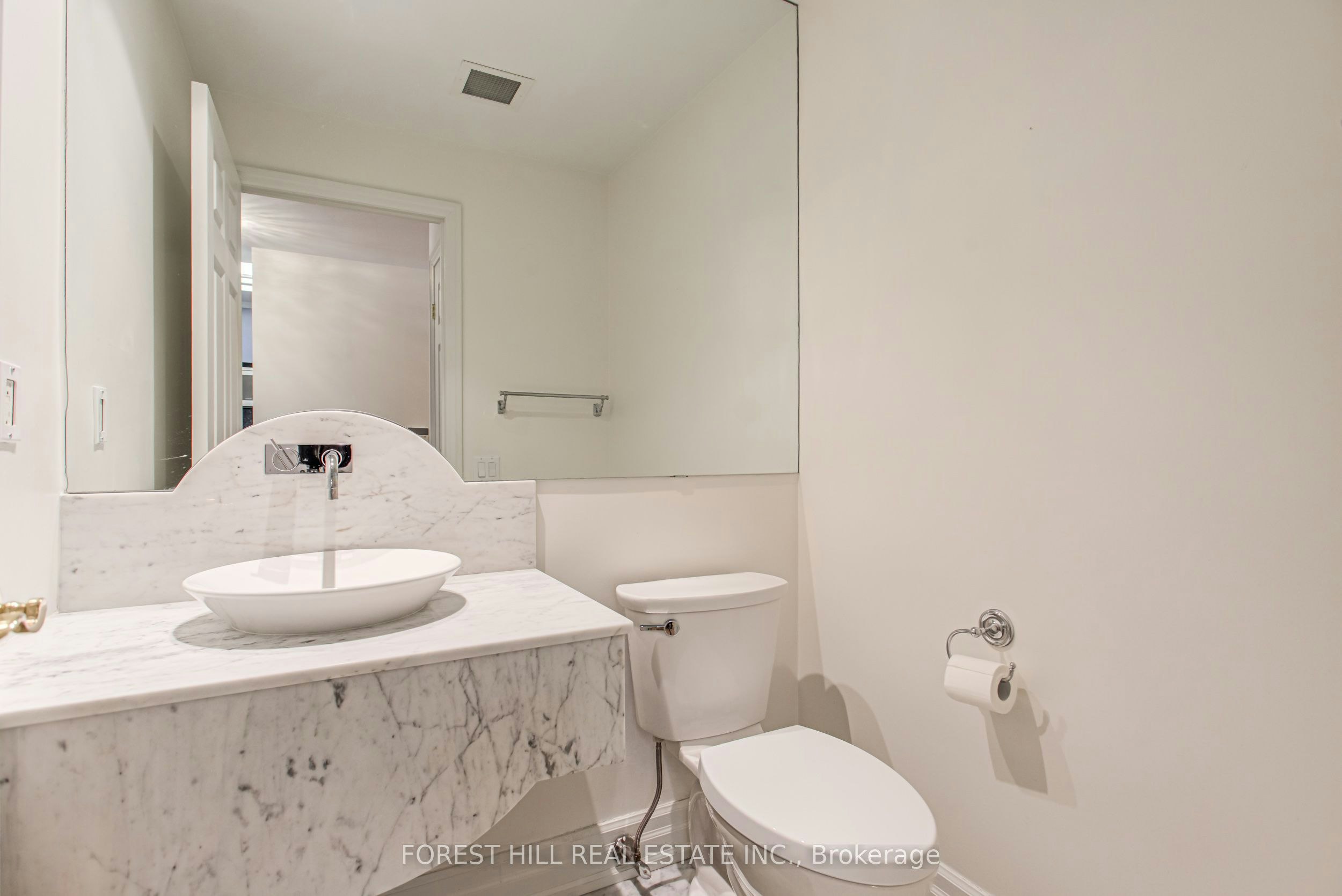 201-38 Avenue Road, Toronto, ON, M5R 2G2 - 23