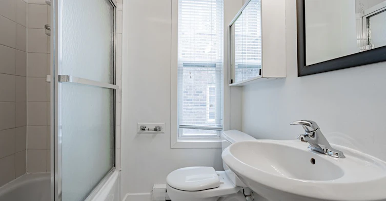 Upper-70 Macpherson Avenue, Toronto, ON, M5R 1W8 - 14