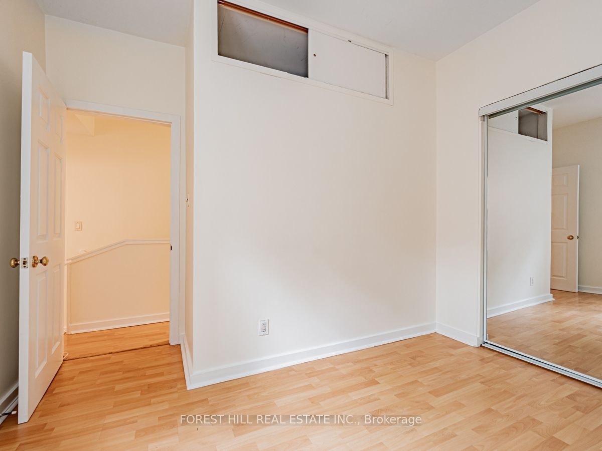 Upper-70 Macpherson Avenue, Toronto, ON, M5R 1W8 - 16