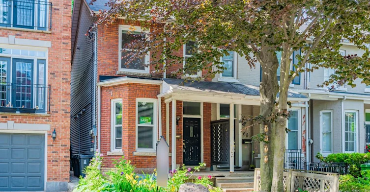 Upper-70 Macpherson Avenue, Toronto, ON, M5R 1W8