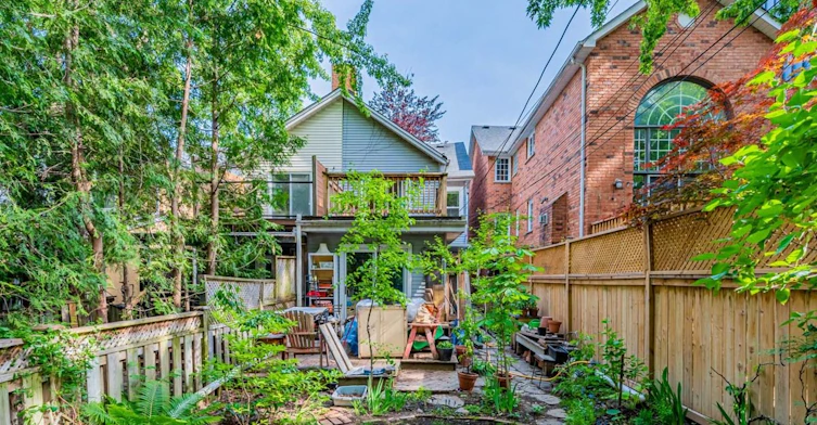 Upper-70 Macpherson Avenue, Toronto, ON, M5R 1W8 - 26