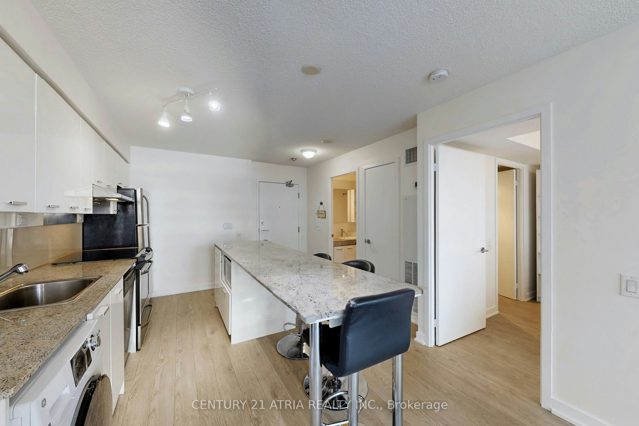 310-19 Singer Court, Toronto, ON, M2K 0B2 - 8