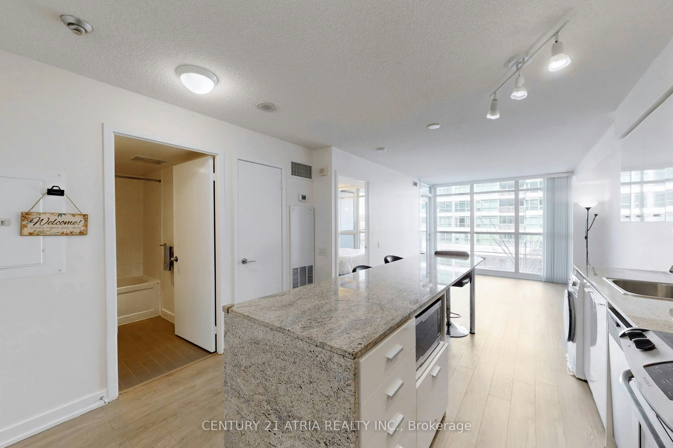 310-19 Singer Court, Toronto, ON, M2K 0B2 - 9