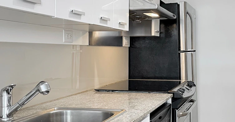 310-19 Singer Court, Toronto, ON, M2K 0B2 - 10