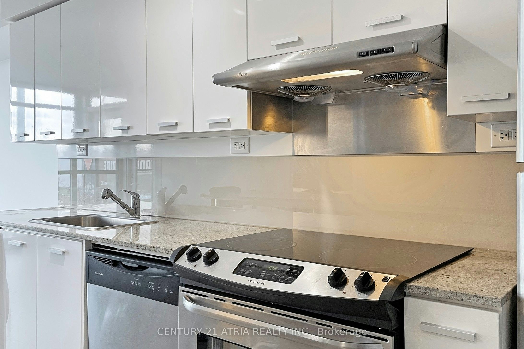 310-19 Singer Court, Toronto, ON, M2K 0B2 - 11