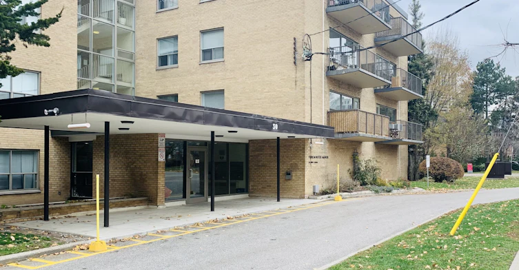 208-30 Upper Canada Drive, Toronto, ON, M2P 1S1 - 16