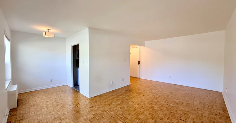 208-30 Upper Canada Drive, Toronto, ON, M2P 1S1 - 5