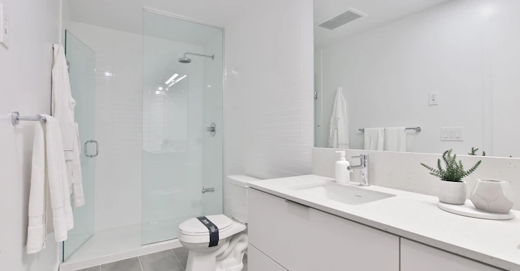 09-55 Nicholas Avenue, Toronto, ON, M5A 0M9 - 15