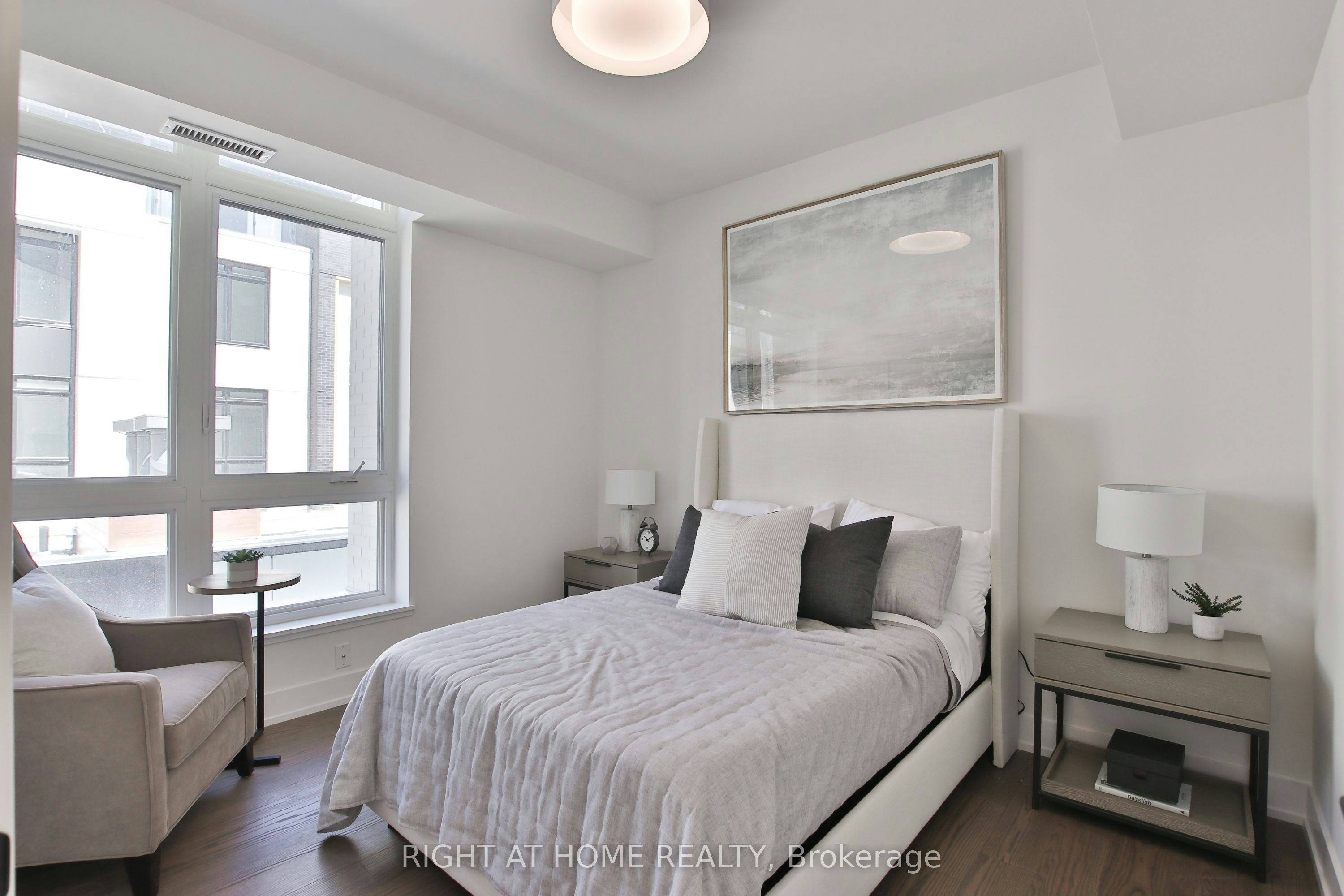 09-55 Nicholas Avenue, Toronto, ON, M5A 0M9 - 16