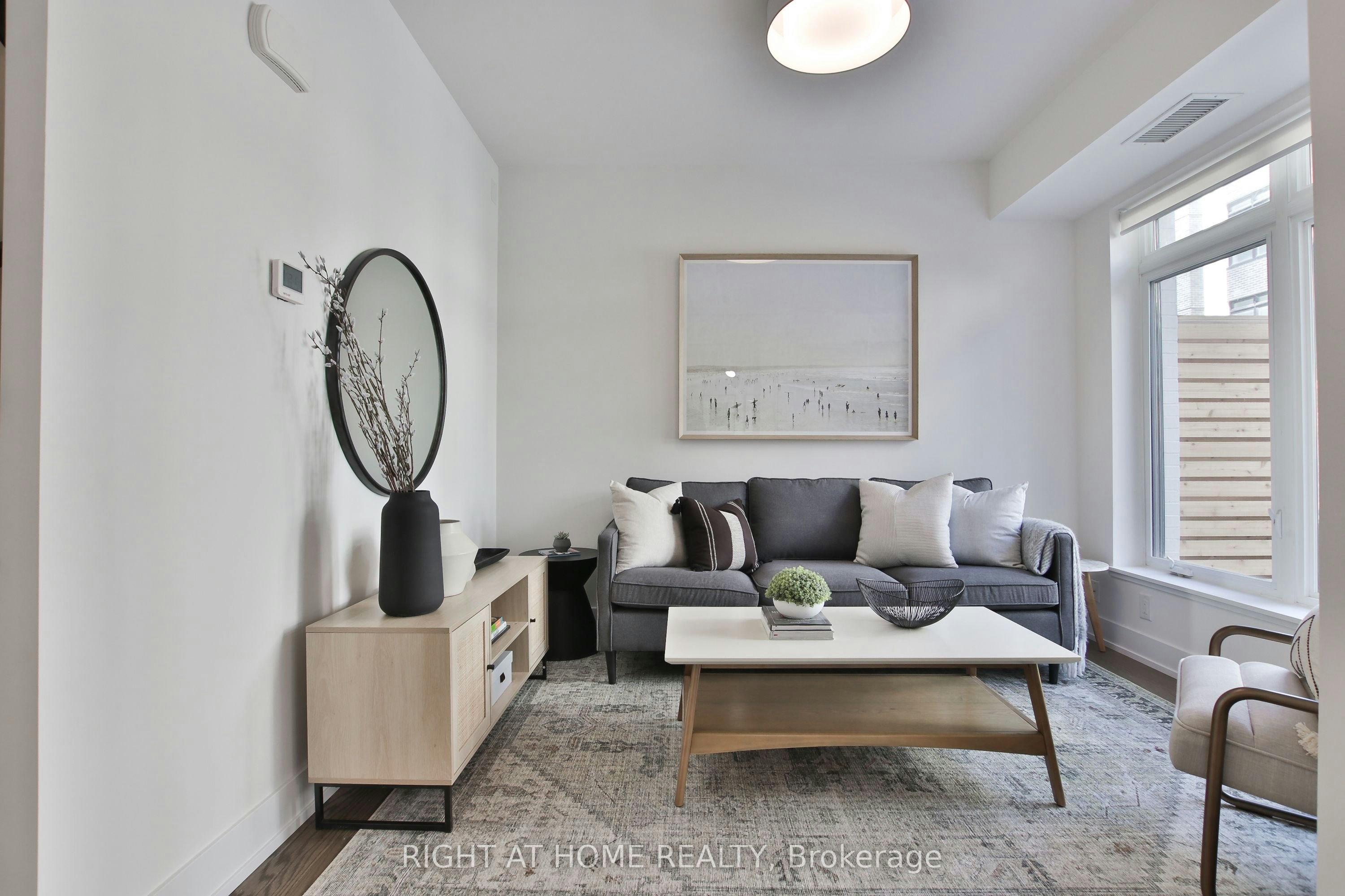 09-55 Nicholas Avenue, Toronto, ON, M5A 0M9 - 5