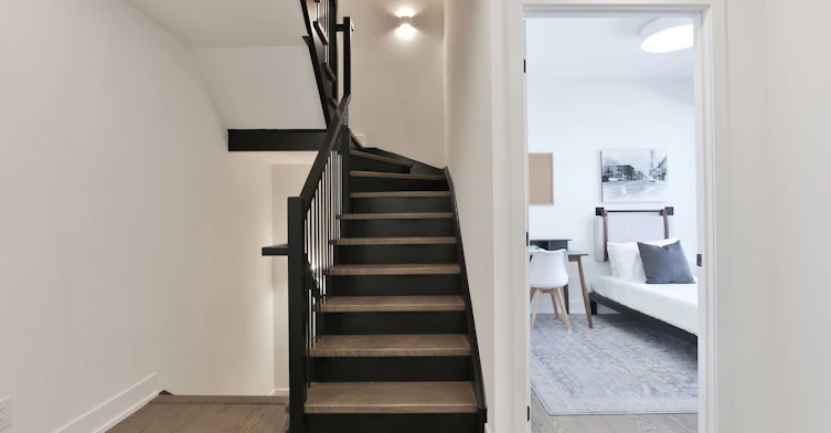 09-55 Nicholas Avenue, Toronto, ON, M5A 0M9 - 11