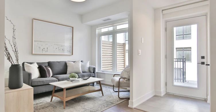 09-55 Nicholas Avenue, Toronto, ON, M5A 0M9 - 4