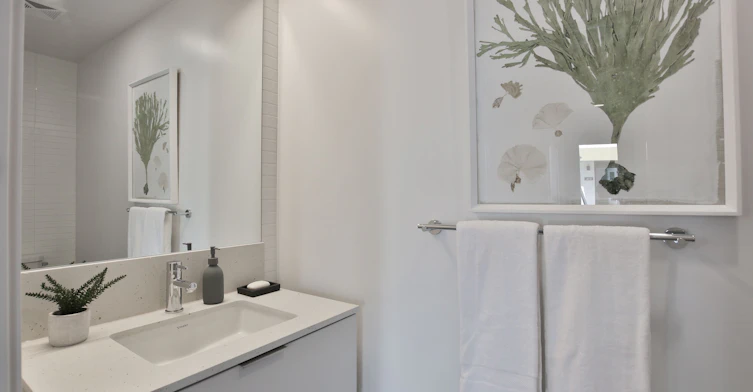 09-55 Nicholas Avenue, Toronto, ON, M5A 0M9 - 10
