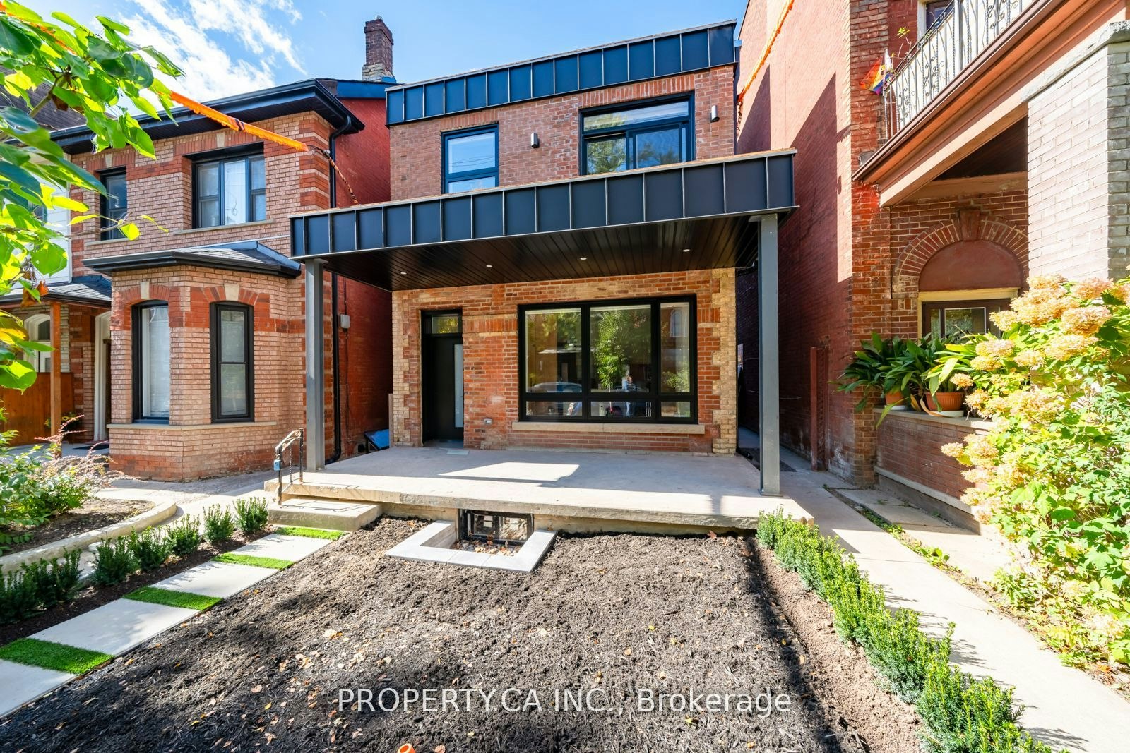 Upper-180 Dovercourt Road, Toronto, ON, M6J 3C4 - 3