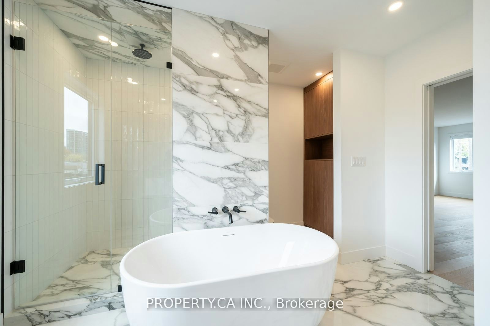 Upper-180 Dovercourt Road, Toronto, ON, M6J 3C4 - 17