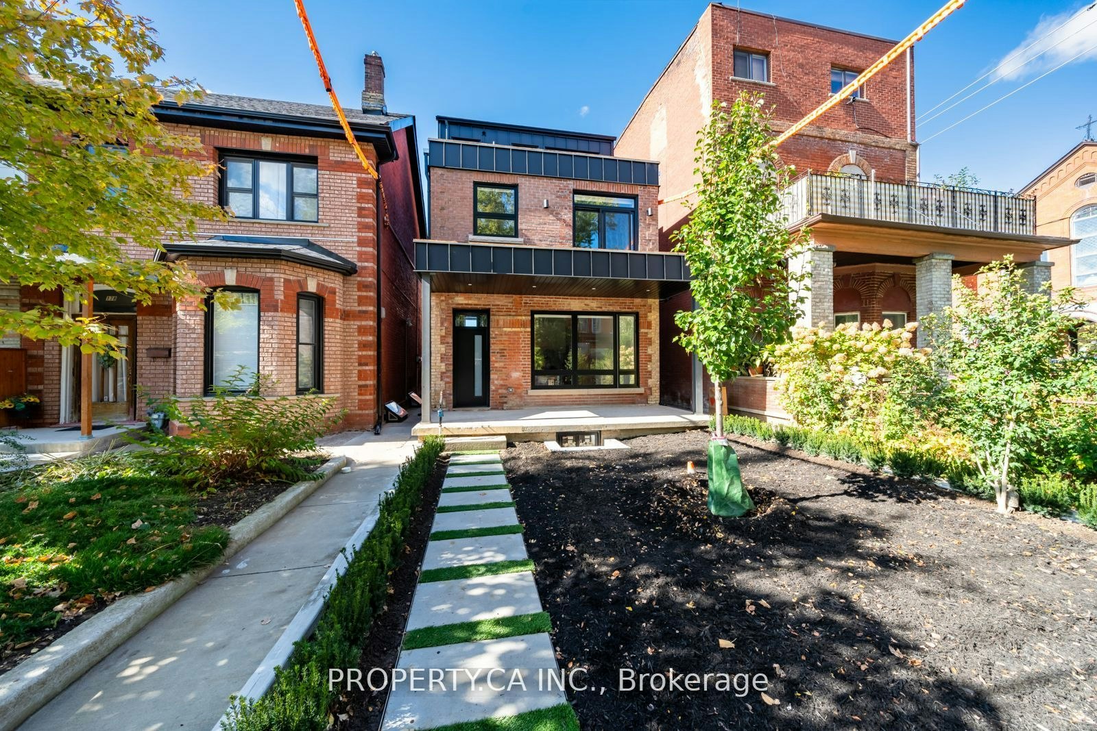 Upper-180 Dovercourt Road, Toronto, ON, M6J 3C4 - 2