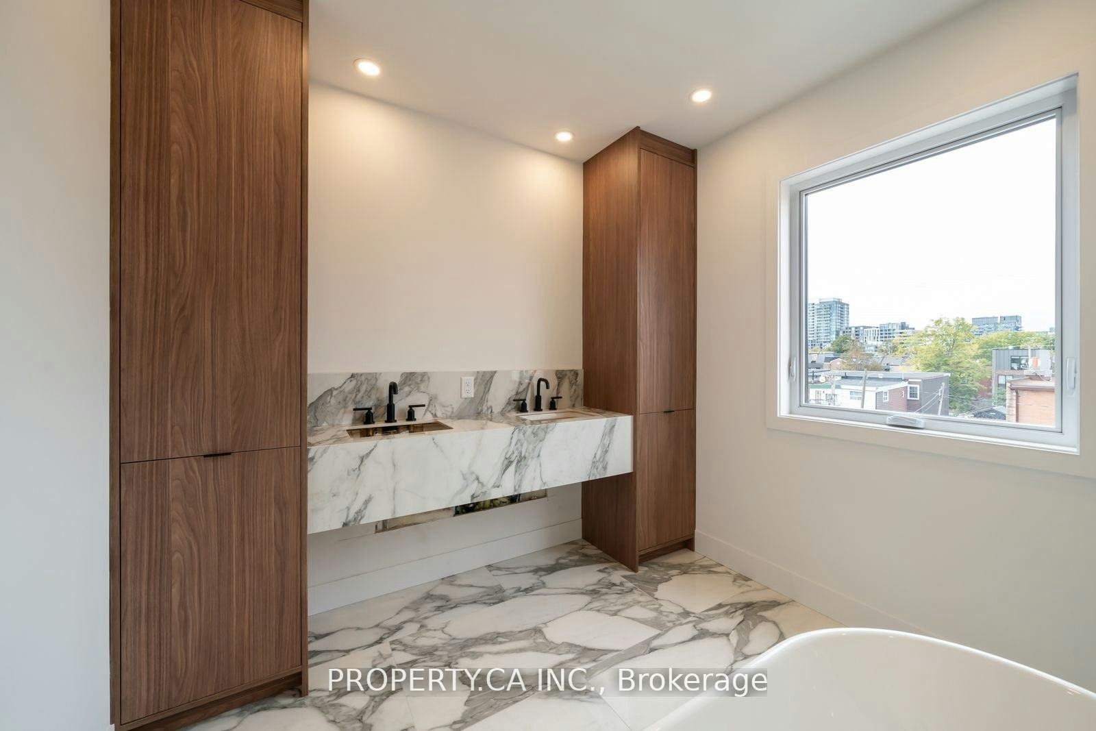 Upper-180 Dovercourt Road, Toronto, ON, M6J 3C4 - 16