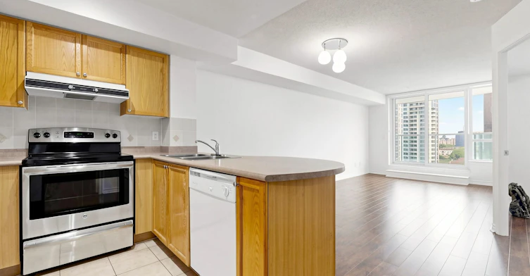 905-17 Barberry Place, Toronto, ON, M2K 3E2 - 2