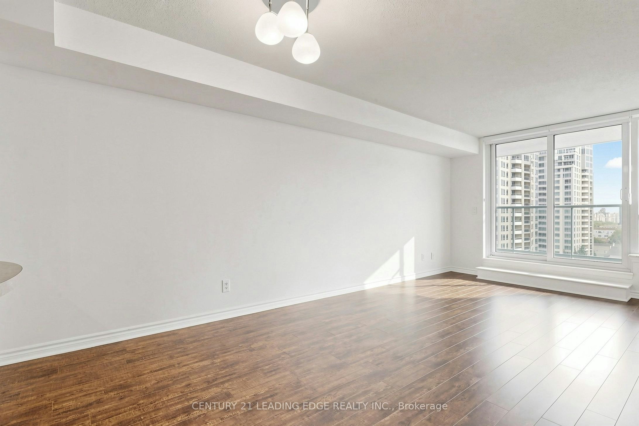 905-17 Barberry Place, Toronto, ON, M2K 3E2 - 3