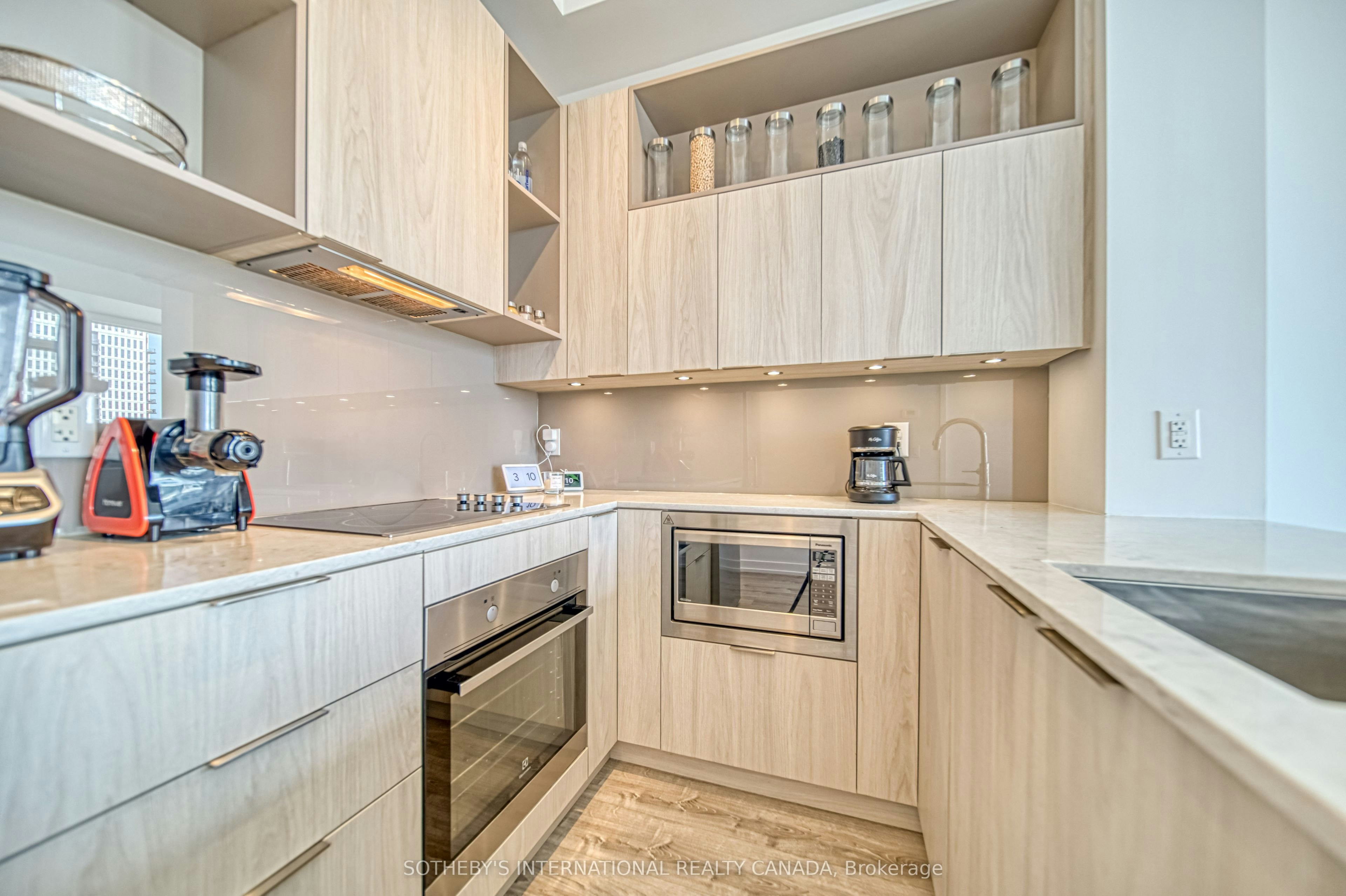PH08-200 Sackville Street, Toronto, ON, M5A 0C4 - 7