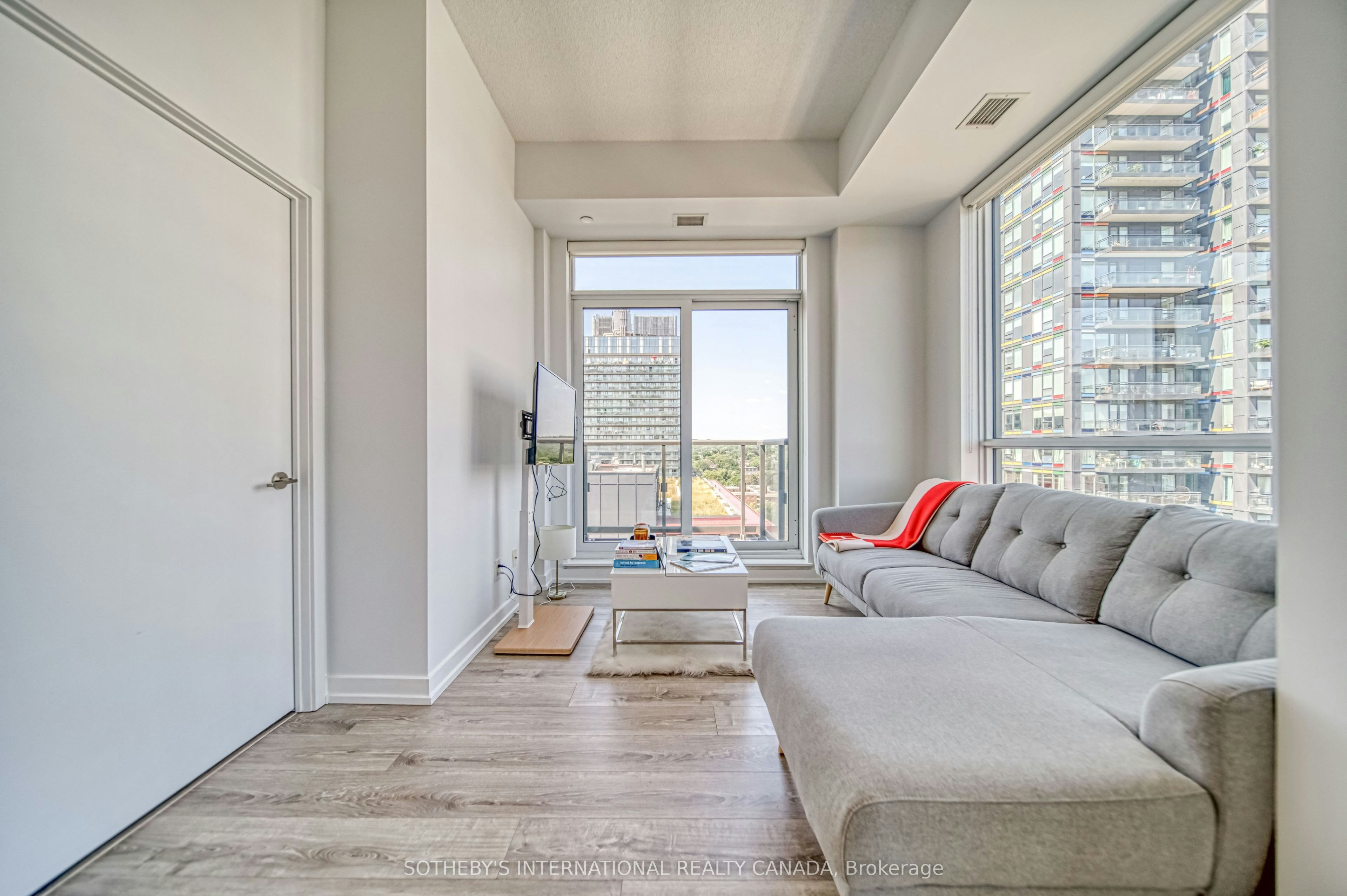 PH08-200 Sackville Street, Toronto, ON, M5A 0C4 - 13