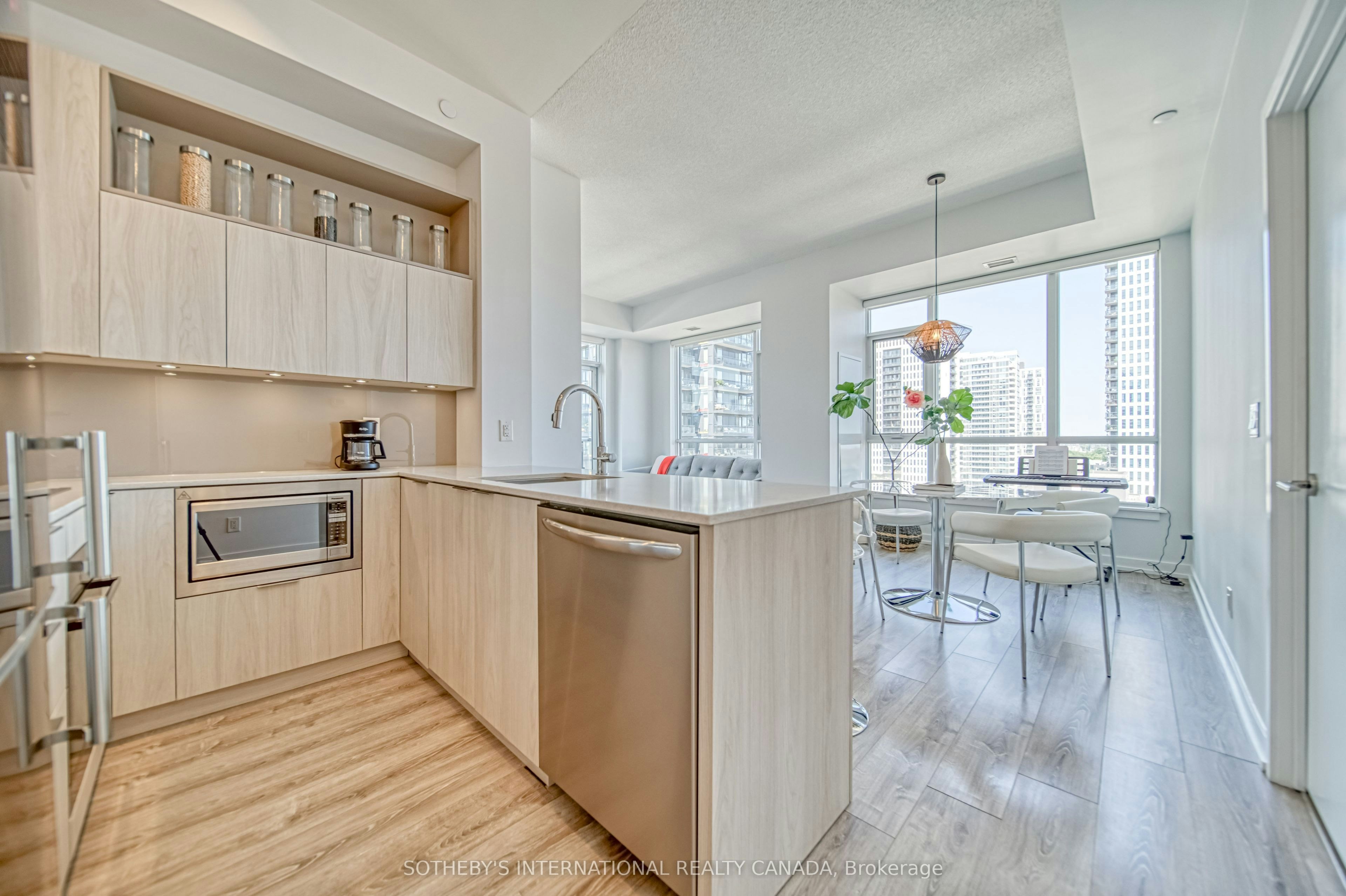 PH08-200 Sackville Street, Toronto, ON, M5A 0C4 - 5