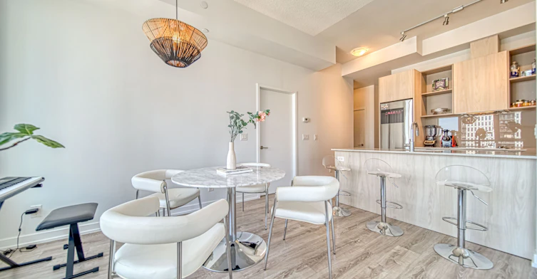 PH08-200 Sackville Street, Toronto, ON, M5A 0C4 - 11